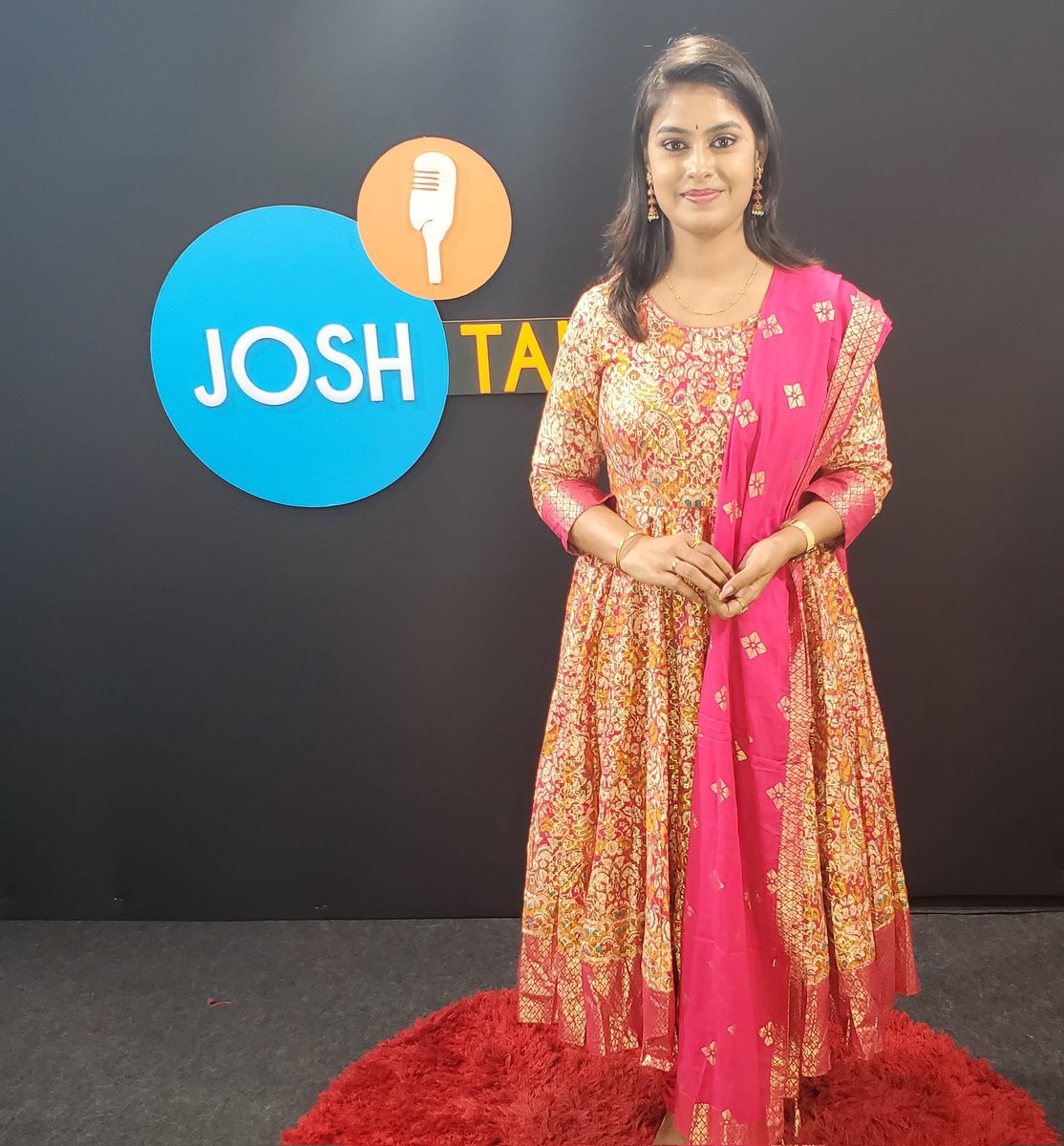 Itssoniyaakula's tweet photo. Recently, had an opportunity to talk something valuable on #JoshTalks
@AasaFoundation
#thisisme #soniaakula #sonia #josh #talk #Motivation #power #impact #socialimpact #AASAFoundation #ProjectShakthi https://t.co/vM3SbOeps5