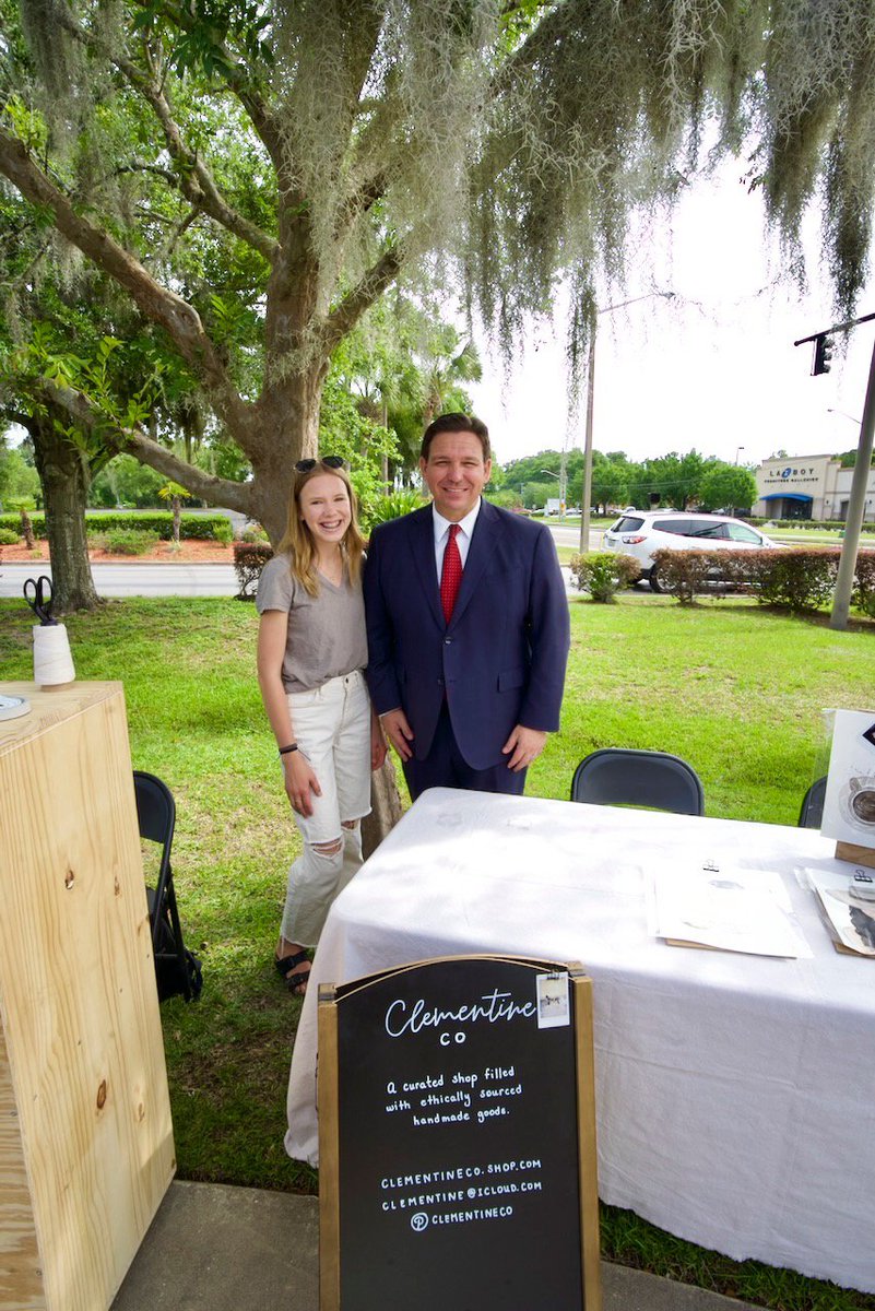 Ron DeSantis tweet media