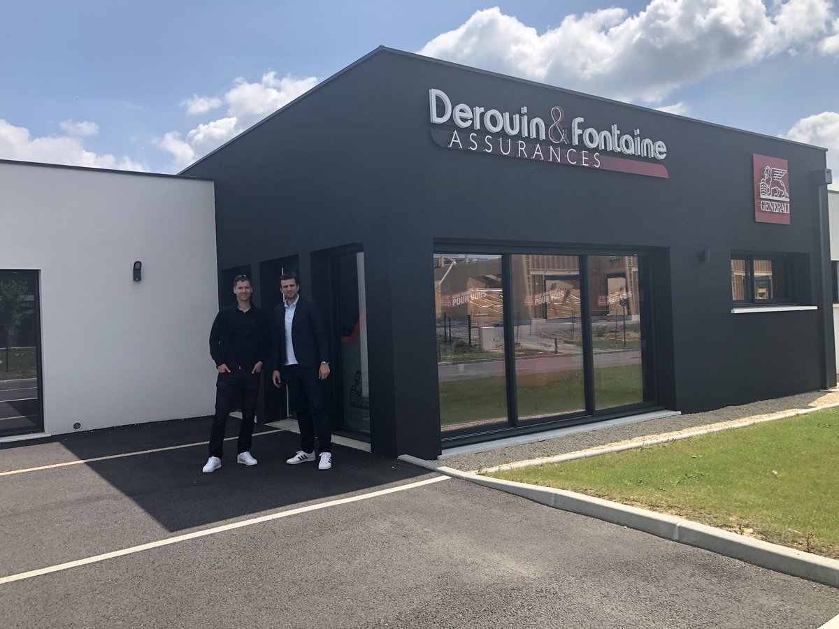 Mc_Lanne's tweet photo. Super matinée à #Poitiers pour rendre visite à nos 2🔝#AgentsGeneraux @mattfontaine86 et Guillaume Derouin ! Une magnifique agence avec un #accueil chaleureux ! Bravo à toute l’équipe qui porte haut les couleurs de @generalifrance 👍🏻🦁@laurencedlcrt @CLechevallier33 https://t.co/uBsPmpmEW3