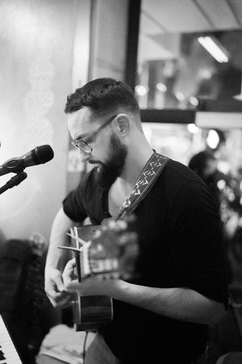 I am looking for gigs for #liveband and solo concerts in Barcelona. Contact me directly or via the website below.

#livemusicbarcelona #indiemusic #musicaenbarcelona

daria-artiola.com

Picture taken <a href="/GarageBeerCo/">garage beer co.</a> in #Poblenou