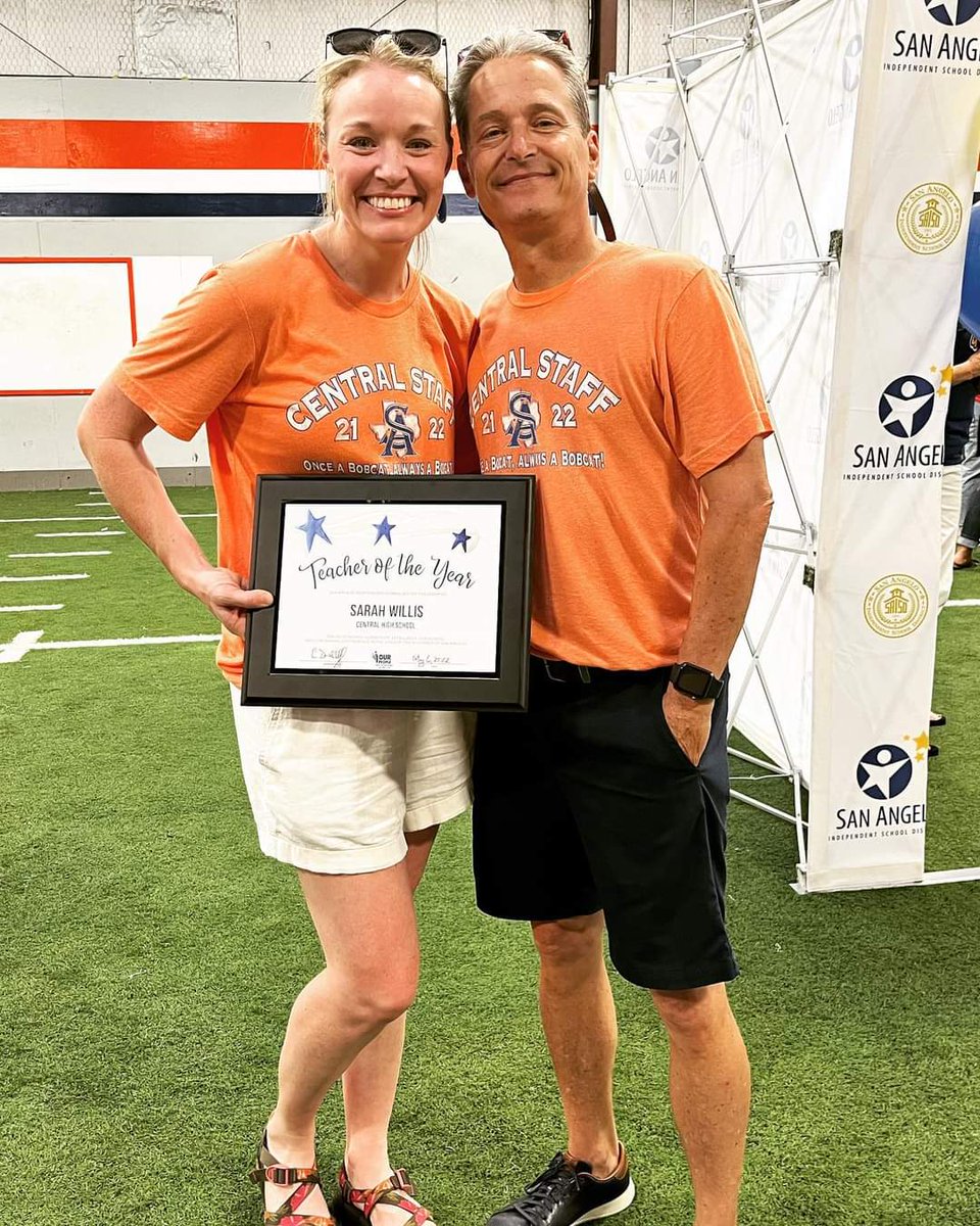 I cannot think of anyone more deserving of SAISD Secondary Teacher of the Year than Sarah Willis. Her passion for education and love for her students is unmatched. She is a true #differencemaker! #CelebrateSAISD 
(Pic credit: Molly Swets)