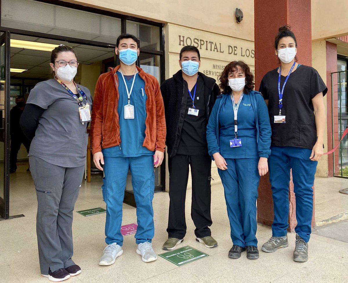 En el #DíaDelKinesiólogo saludamos y reconocemos la hermosa labor de nuestros profesionales, quienes desempeñan un rol clave en la rehabilitación, tratamiento y acompañamiento de nuestros pacientes 💪🏥💙

#ElHospitalDeLosVileños
