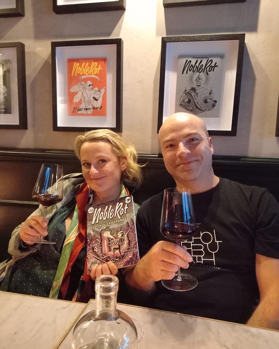 MaluLambert's tweet photo. Best wine bar and magazine ever? Yes! #noblerot #teamSA #DWWA2020 https://t.co/FQyQ8MlZQi