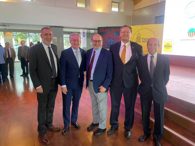 📢El Dr. <a href="/TomasCoboCastro/">Tomás Cobo Castro</a>, notario de excepción del convenio de colaboración entre la Academia Americana del Dolor y la Sociedad Española Multidisciplinar del Dolor

☀️medicosypacientes.com/articulo/el-dr…

#sinedoloreworldpark2022