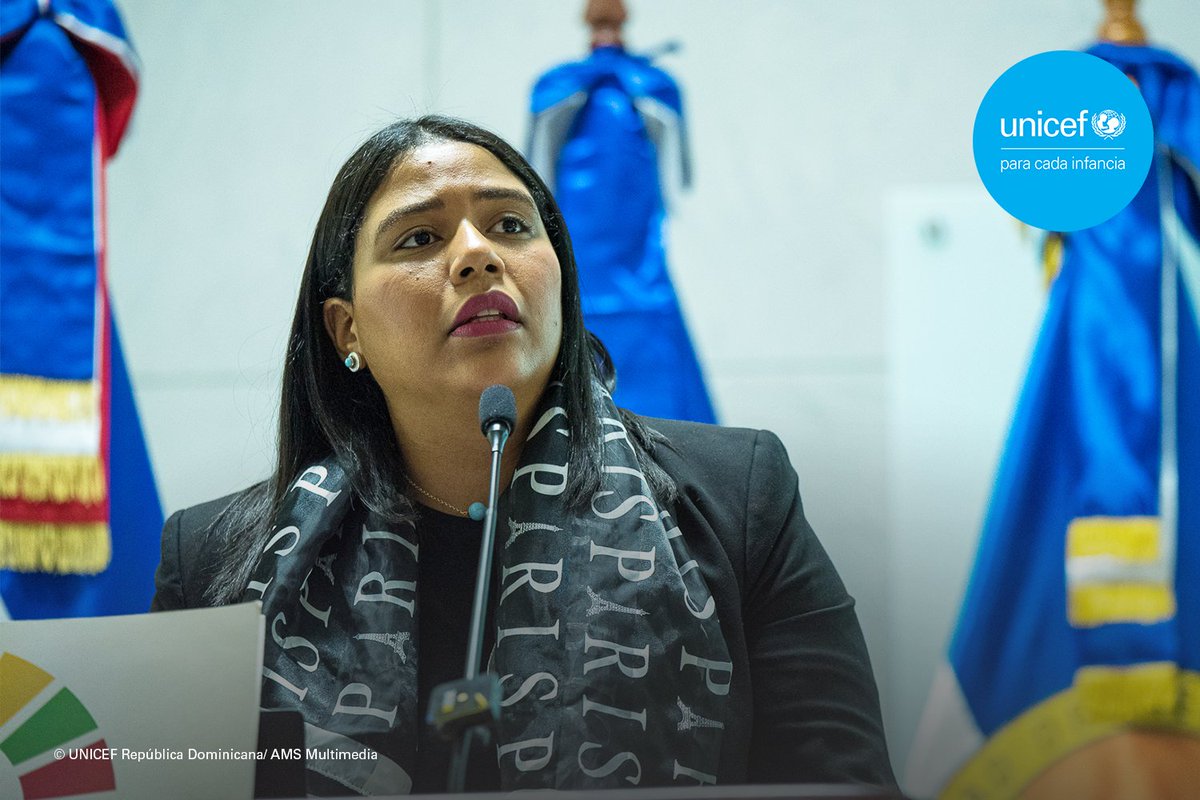 UNICEFRD's tweet photo. Desde UNICEF, apoyamos este conversatorio fue coordinado por la Asociación Dominicana de Profesionales de Trabajo Social (ADOPTRASOC) reconociendo que el Trabajo Social es profesión es la más central en los sistemas institucionales de protección y promoción de derechos. https://t.co/wWdHPQJ885