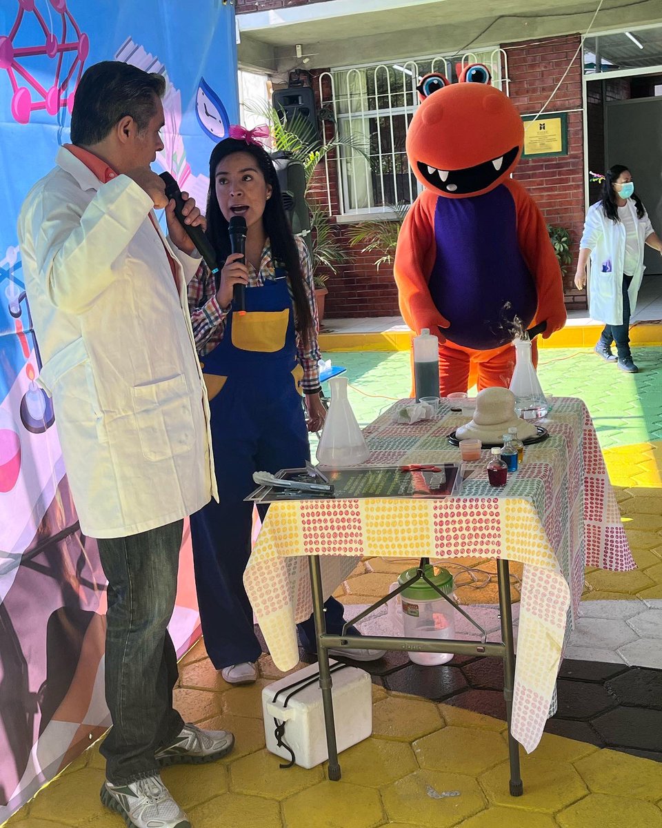 chipitropa's tweet photo. Show de ciencia para niños con Dino nuestro invitado especial para los más pequeños #show #showdeciencia #showsinfantiles #animaciones #fiesta #fiestasinfantiles #animadores #ciencia #cienciaparaniños https://t.co/aW0r4rWjS1