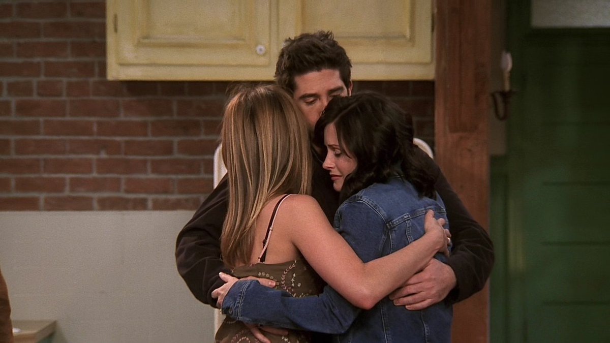 screencaps friends tweet media