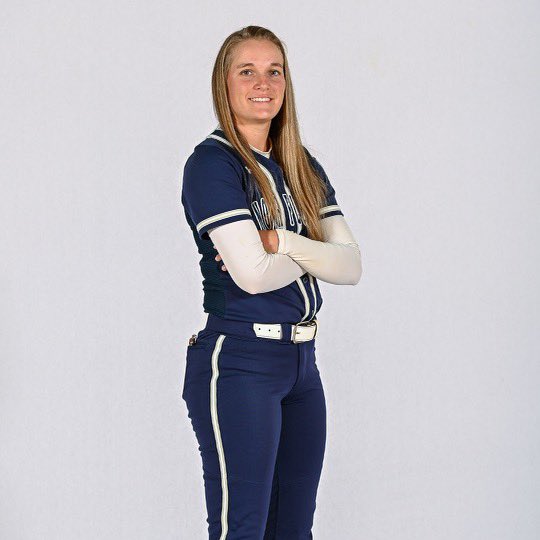OspreySB's tweet photo. Kayla McGory | Master’s in Health Science

#SWOOPLife // #BirdsOfClay https://t.co/2S1EEo0gvz