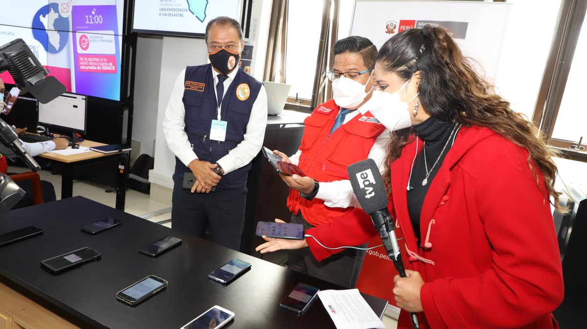 indeciperu's tweet photo. 📩 El #INDECI junto al @MTC_GobPeru, realizan primera prueba a nivel nacional del Sistema de Mensajería de Alerta Temprana de Emergencias #SISMATE. Este sistema será integrado a los sistemas de alerta temprana que se implementarán en el país como el #SASPe.💪🇵🇪 https://t.co/VDQ8DDTniA