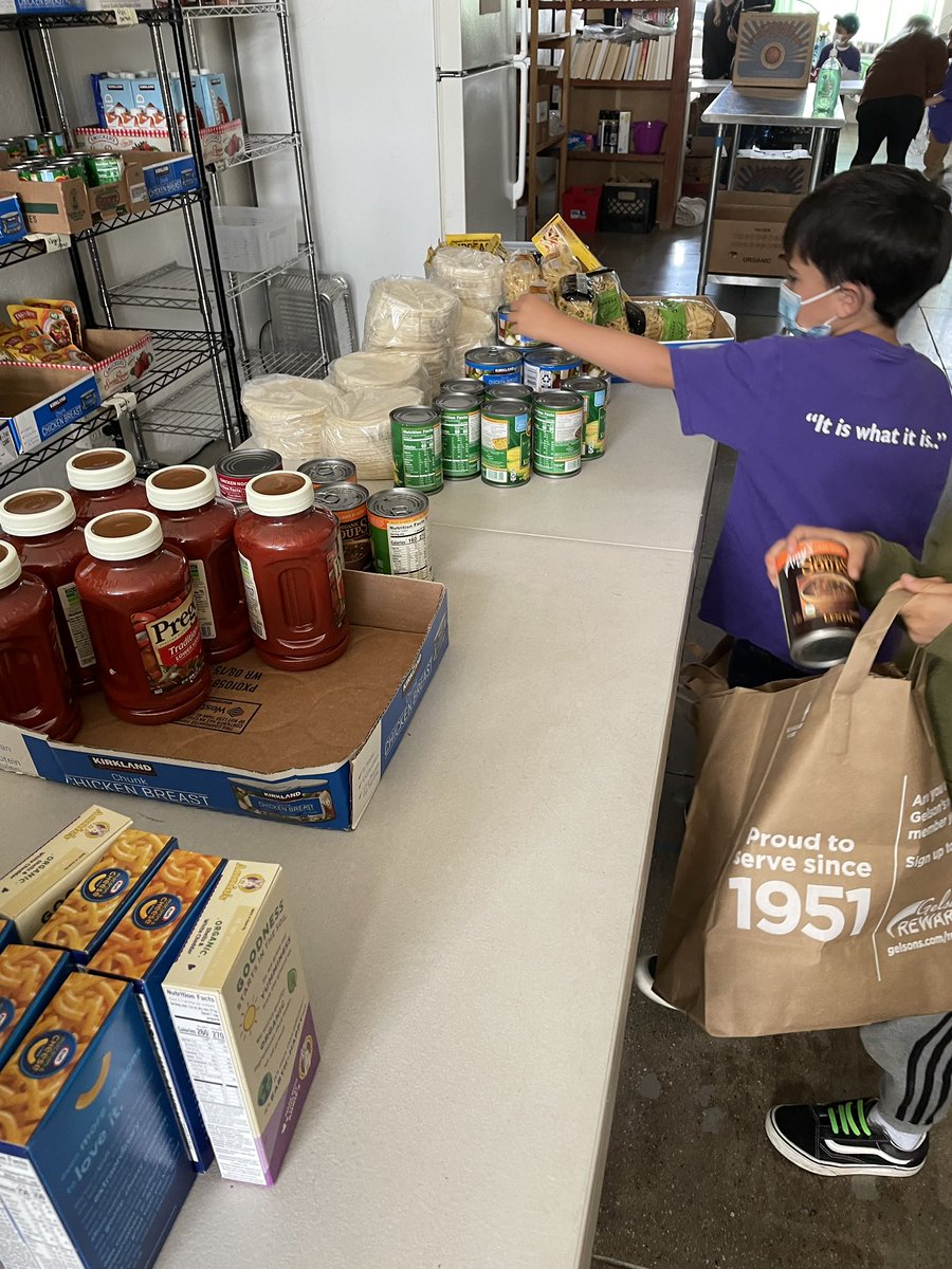 The friends helped fill bags of food for our neighbors experiencing food insecurity. Each week we fill a box for Grass Roots Neighbors, and this week we got to visit in person and be part of a community involved in ending poverty. Thanks for all you do <a href="/grn_ftp/">Grass Roots Neighbors</a>!

#LApreschool