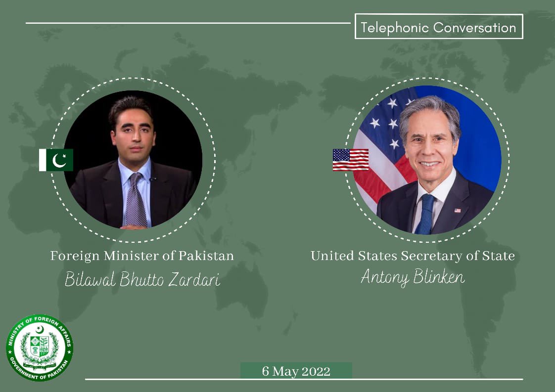 ForeignOfficePk's tweet photo. 🇵🇰 FM @BBhuttoZardari received a felicitation call from 🇺🇸@SecBlinken 

Exchanged views on:

➖Strengthening mutually beneficial, broadbased relationship
➖Promotion of peace,development &amp; security

📌 Agreed that engagement with mutual respect is the way forward. 

🇺🇸🤝🇵🇰 https://t.co/MlKIlGd7uv
