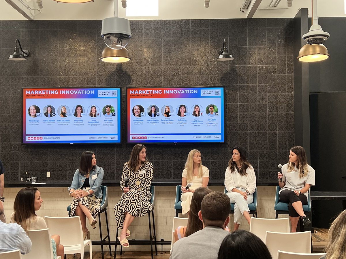 CarrieJKeenan's tweet photo. Amazing panel on stage right now for #WomenInMarketing for the @BrandInnovators #BISummit! 🙌🏻 @PUMA @EASPORTS  @wearehims @OceaniaCruises @MiamiHEAT https://t.co/YNcFLd9qs3