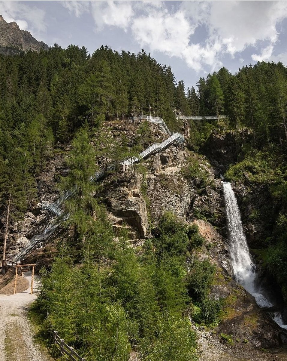 محبي #النمسا #تيرول اذا طريقكم قريب من قرية kaunertal اكتشفوا اسباب ادراج منظمة السياحة العالمية لها ضمن القرى السياحية 
<a href="/Austria_1/">النمسا التي رأيت</a>
x.com/UNWTO/status/1…