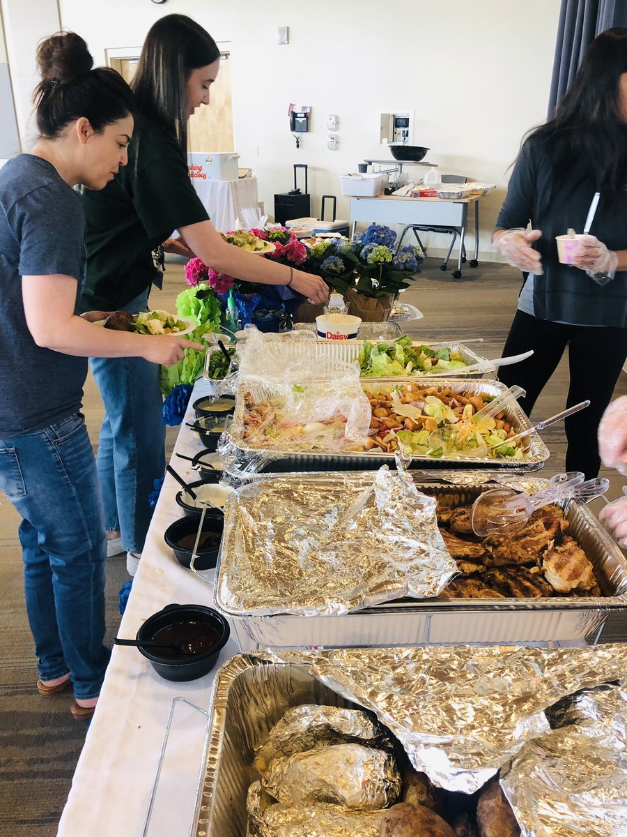 Principal4GT's tweet photo. Incredible lunch @BrickellAcademy courtesy of @BrickellPTA Thank you! https://t.co/VjDMEb7gaZ