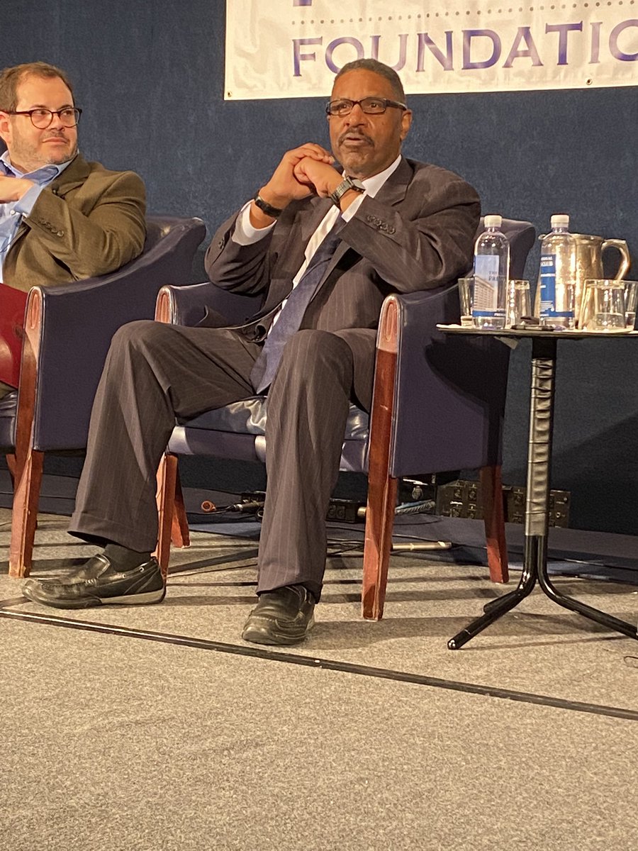 FSFthinktank's tweet photo. Robert Branson of @mmtconline reacts to Russ’s speech.
He highlights MMTC’s work on “Black Churches for Broadband” and related community outreach projects for maximizing use of deployment and subscription subsidies.
#FSFConf14 https://t.co/rJ52CXTUnb