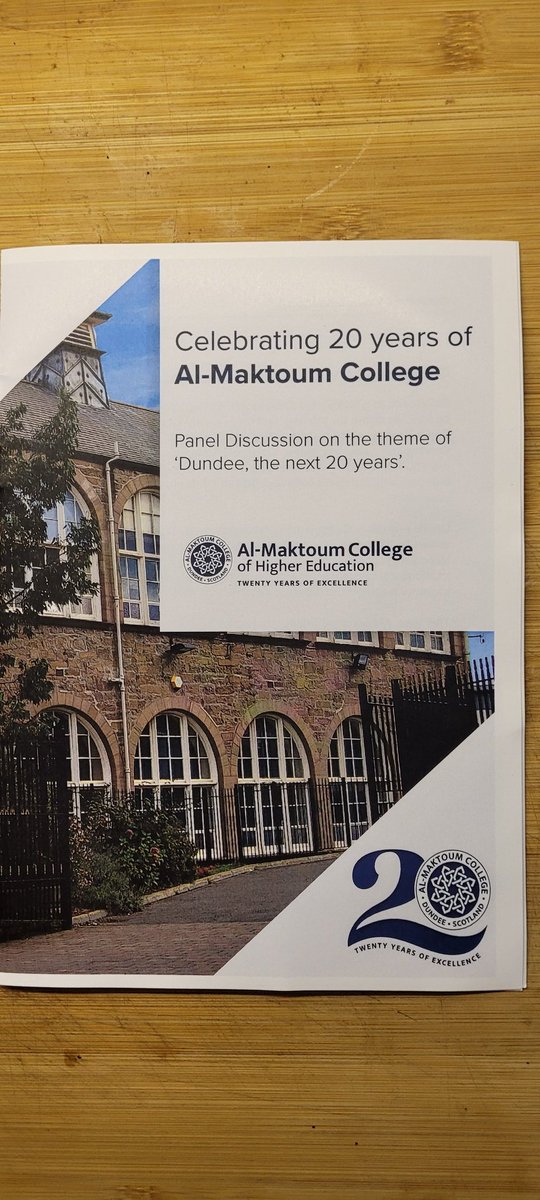 iainastirling's tweet photo. Delighted to be invited to the Al Maktoum 20th Anniversary celebrations @Alm_College.

Heading for #Dubai with @arbikie for work this weekend, so delighted to in its Sister City, bonnie #Dundee today. https://t.co/gEFKVIDnAM