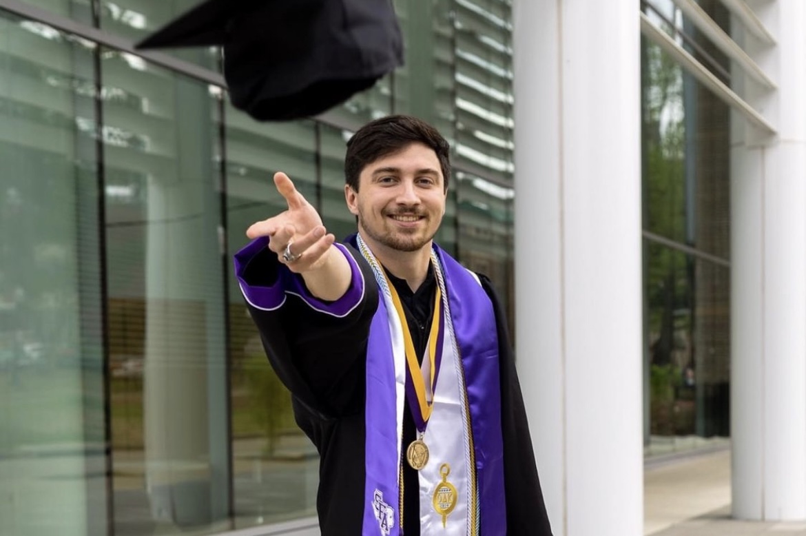 SFASU's tweet photo. Only a few hours until the first May '22 commencement ceremony begins. Congratulations, Lumberjacks! #SFA22 #SFAAlumni 💜 🎉 https://t.co/WEFEfz5Bls