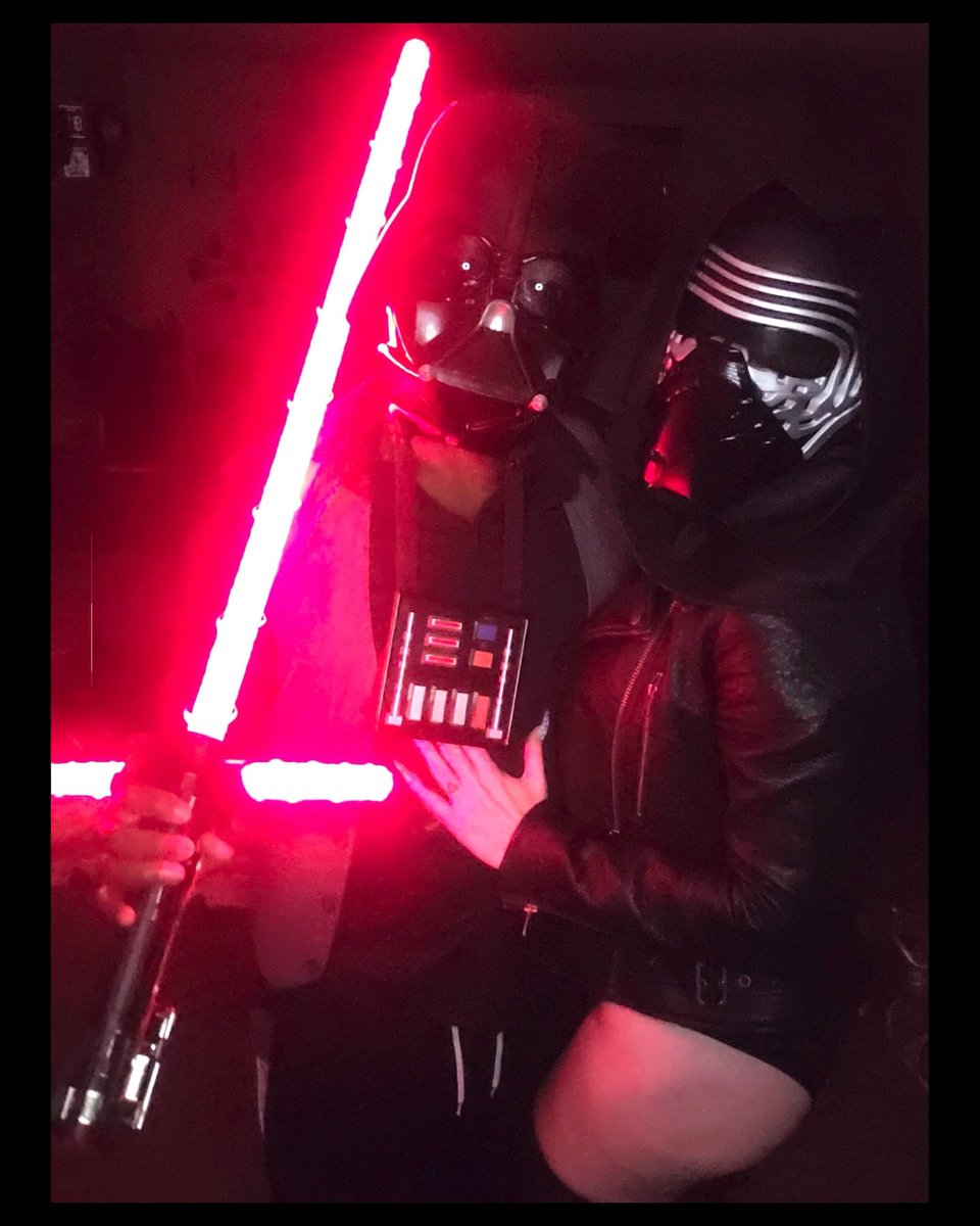 Seriously, kinky nerd love is the best! I fucking love us! We have so much fun, dorkiness, sexiness, support and more importantly open mindedness in our relationship! We’re the real deal Daddy (<a href="/FlashFlood81/">꧁ᚹᚩ𖤐⛤₦ł₭łɆⱠ⛤𖤐ᛚᚠ꧂</a>) frfr 🥰 #cosplay #revengeofthefifth #starwars #sith #ddlg #kink #bdsm