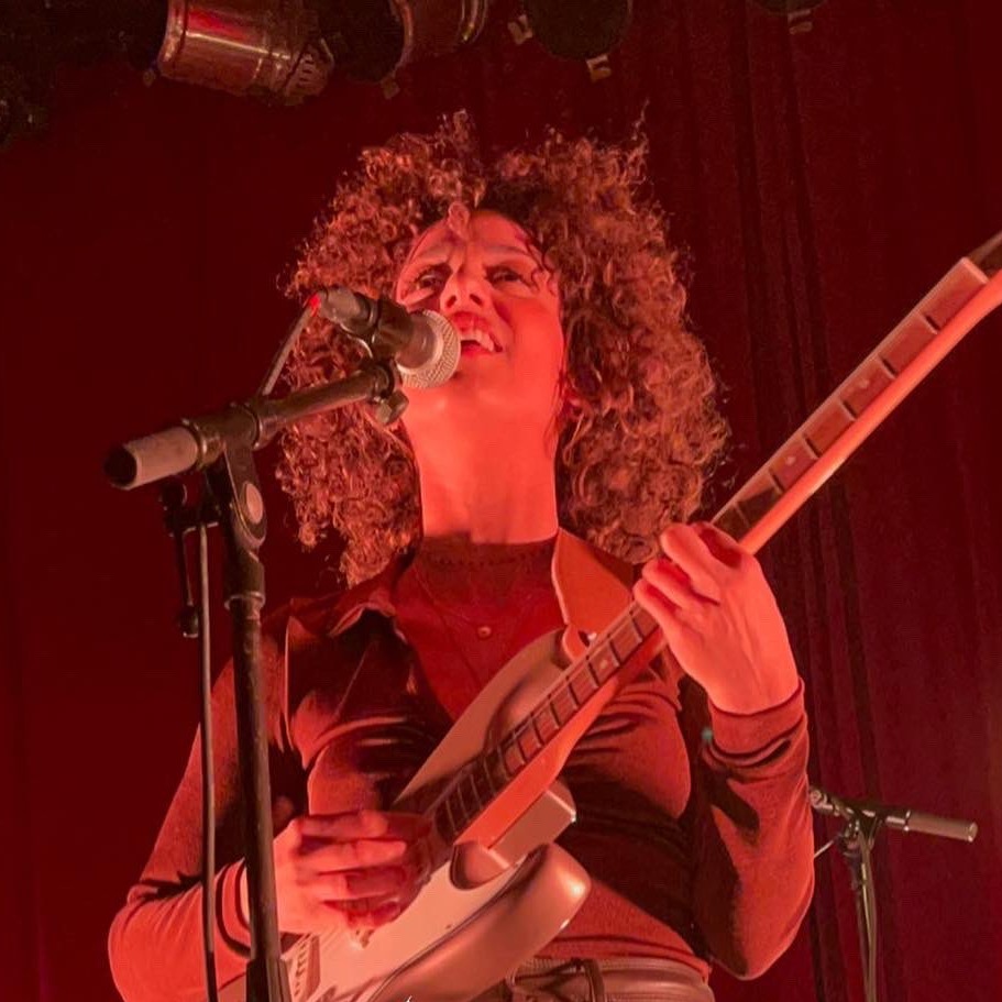 Taloula_fanclub's tweet photo. [CONCERT]
🇫🇷 Quelques photos et extraits vidéos du concert de @taloula_music au Lido de Berlin en mars dernier 
🇬🇧 Some pictures and videos excerpts of Taloula's concert at Lido of Berlin last March

#Taloula #TheEvolutionOfTaloula #berlin #Germany #lido #LieNing #concert #music https://t.co/SnGqN5bb0L