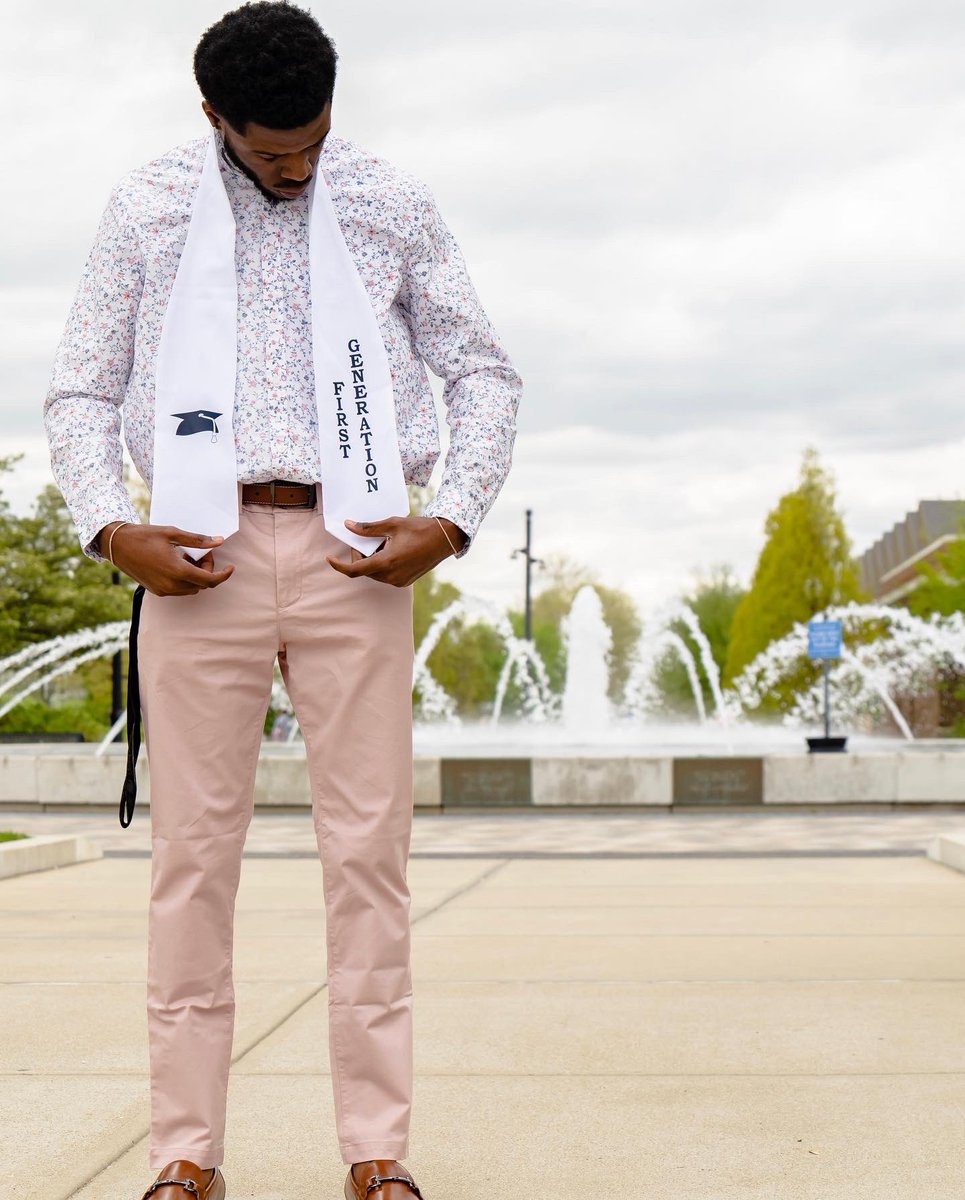 Don__223's tweet photo. I just want to thank everyone who supported me on this 4 Year Journey , I have officially graduated with a Bachelors Degree in Business Administration at Indiana State University. ππ¨πΎβππ€πππ https://t.co/t8vlorXf5u