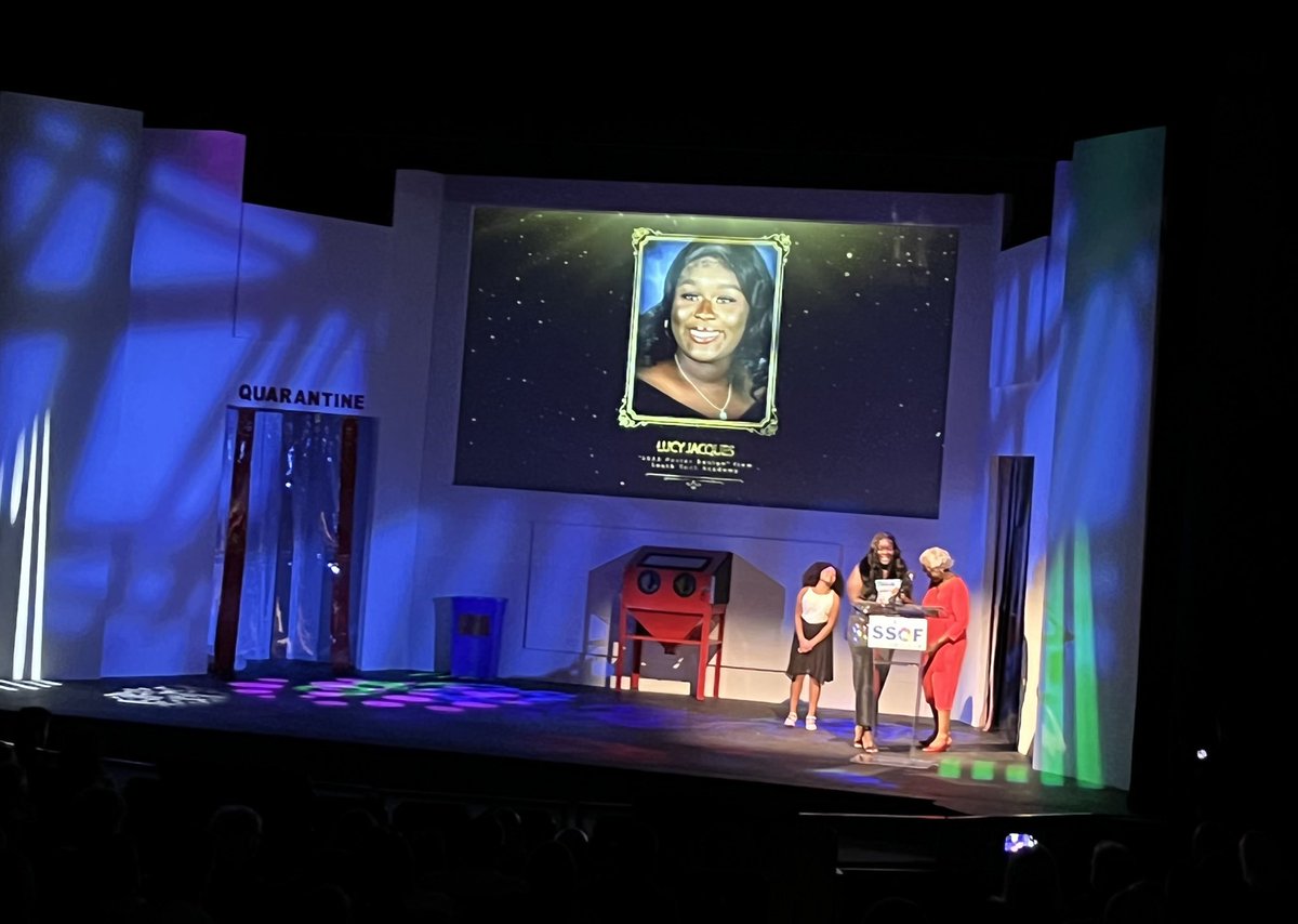 EileenTurenne's tweet photo. And itβs an @ SouthTechFL win! π πππ
Congratulations to our poster contest winner Lucy, finalists, and amazing instructor @Kalibtracks at the 27th Annual Student Showcase of Films π₯ #SSOF2022 #RedCarpet #AwardShow #Florida #HS https://t.co/A9HkR18G88