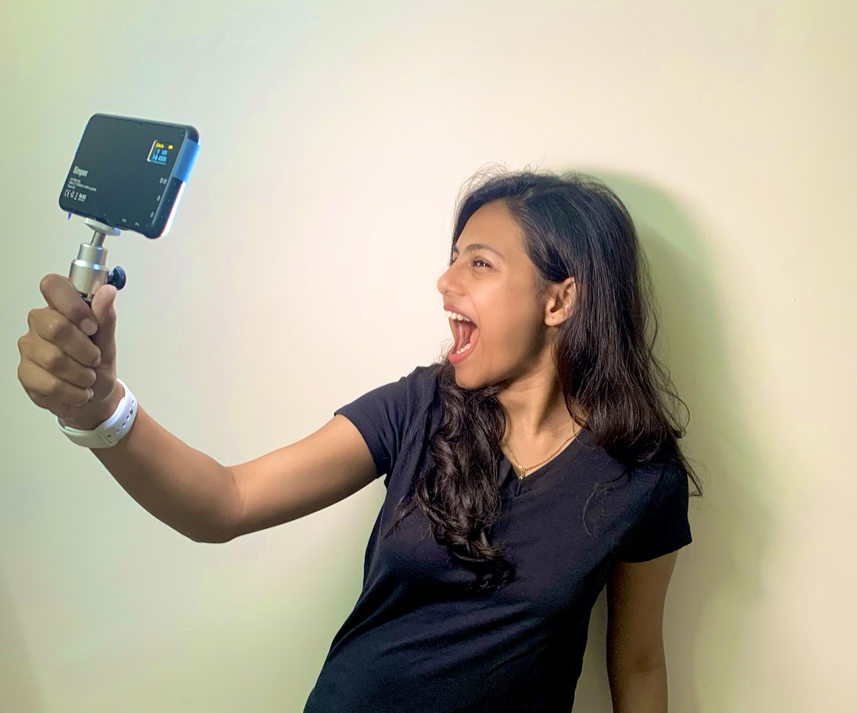 TheSohini's tweet photo. Photoshoots are like 😅 @avdev4j #entando @entando https://t.co/7Nf0if5VIq