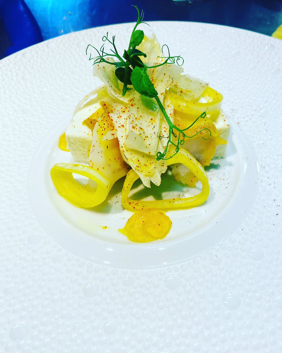 Bert van Buschbach tweet media