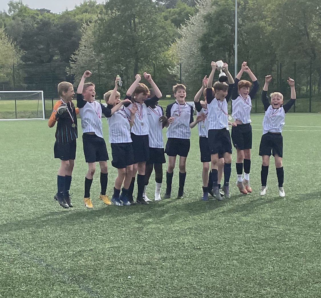 PE_GlenWin's tweet image. Tonight we introduce you to the Year 7 Town Cup Champions. Well done team you were amazing! 6-1 winners! @WintonAcademyUL @UnitedSport1