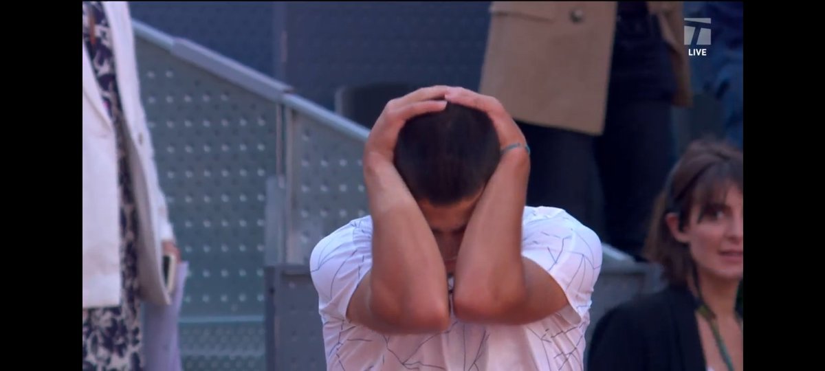 GinesRuizMacia's tweet photo. Lo de @alcarazcarlos03 es brutal. #ATPMadrid 
#QueHaPasado 
#Carlitos https://t.co/RmbUiwXEIV