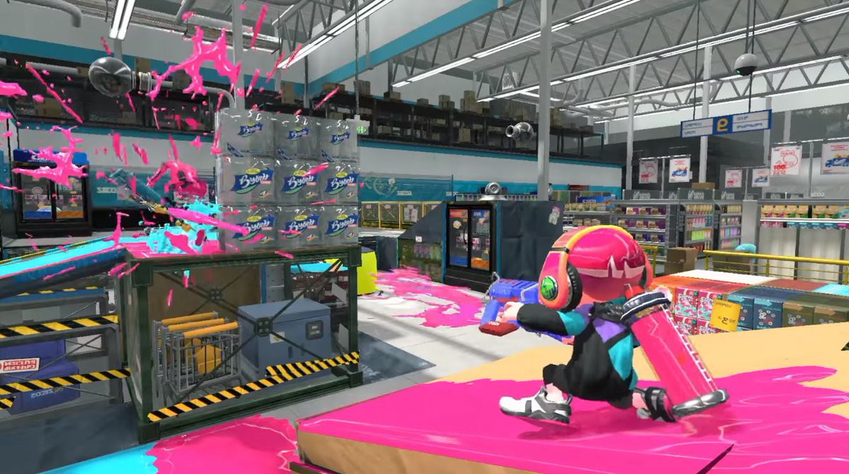 WalmartCAGaming's tweet photo. So MakoMart from Splatoon 2 is a Walmart, right? https://t.co/ckXWijqhsm