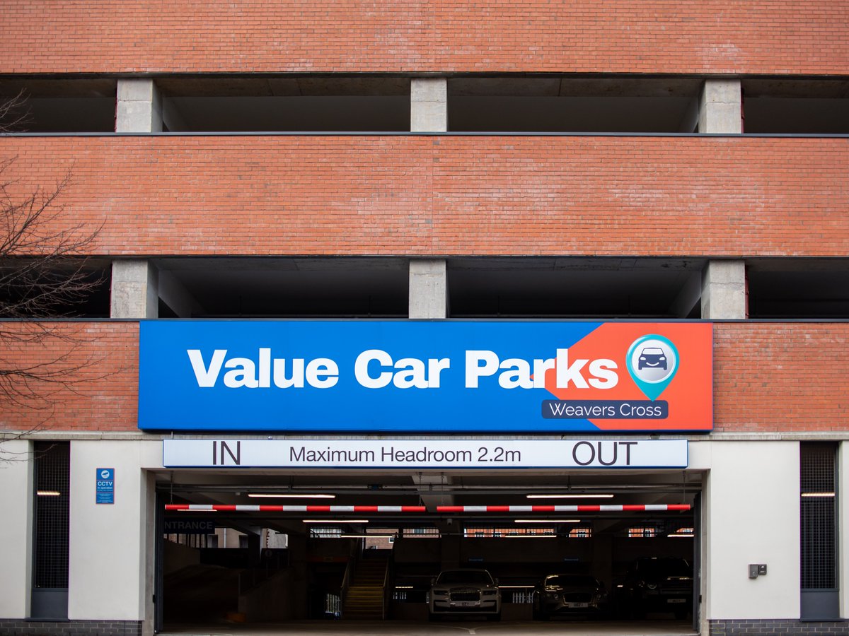 valuecarparks's tweet photo. Come on in! 🚙
We're open 6:45 am until 1 am, 7 days a week! ⏰
If you need to leave your car outside of these times, visit one of our friendly staff members at our reception! 🤝
📍33-35 Grosvenor Road, Belfast, BT12 4GN
#Belfast #Parking https://t.co/Z8meddQNyH