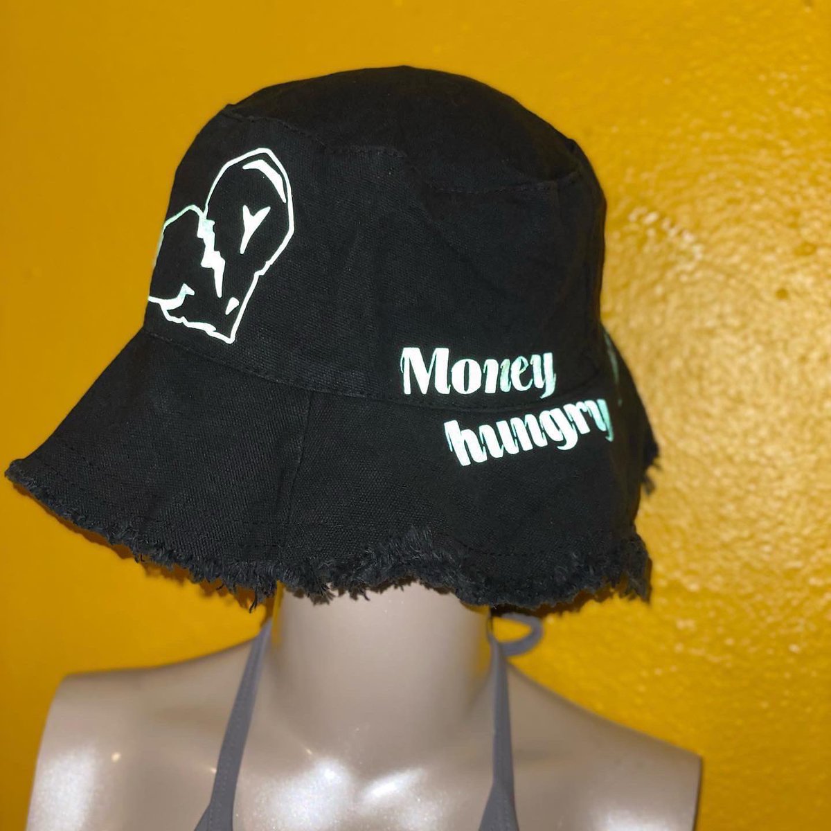 emotionless_A's tweet photo. The Best Brand Raffle 🖤

This raffle is for a FREE pair of slide &amp; a bucket hat ! 
Raffle is from 4/25-5/8 ! Winners will be picked 5/9. 
How to Enter: 
1.must be following https://t.co/2XhuOBgJ6b 
2.Repost the raffle &amp; tag us 
3.Tag two (2) friend on THIS POST. https://t.co/imPC2xm8Bk
