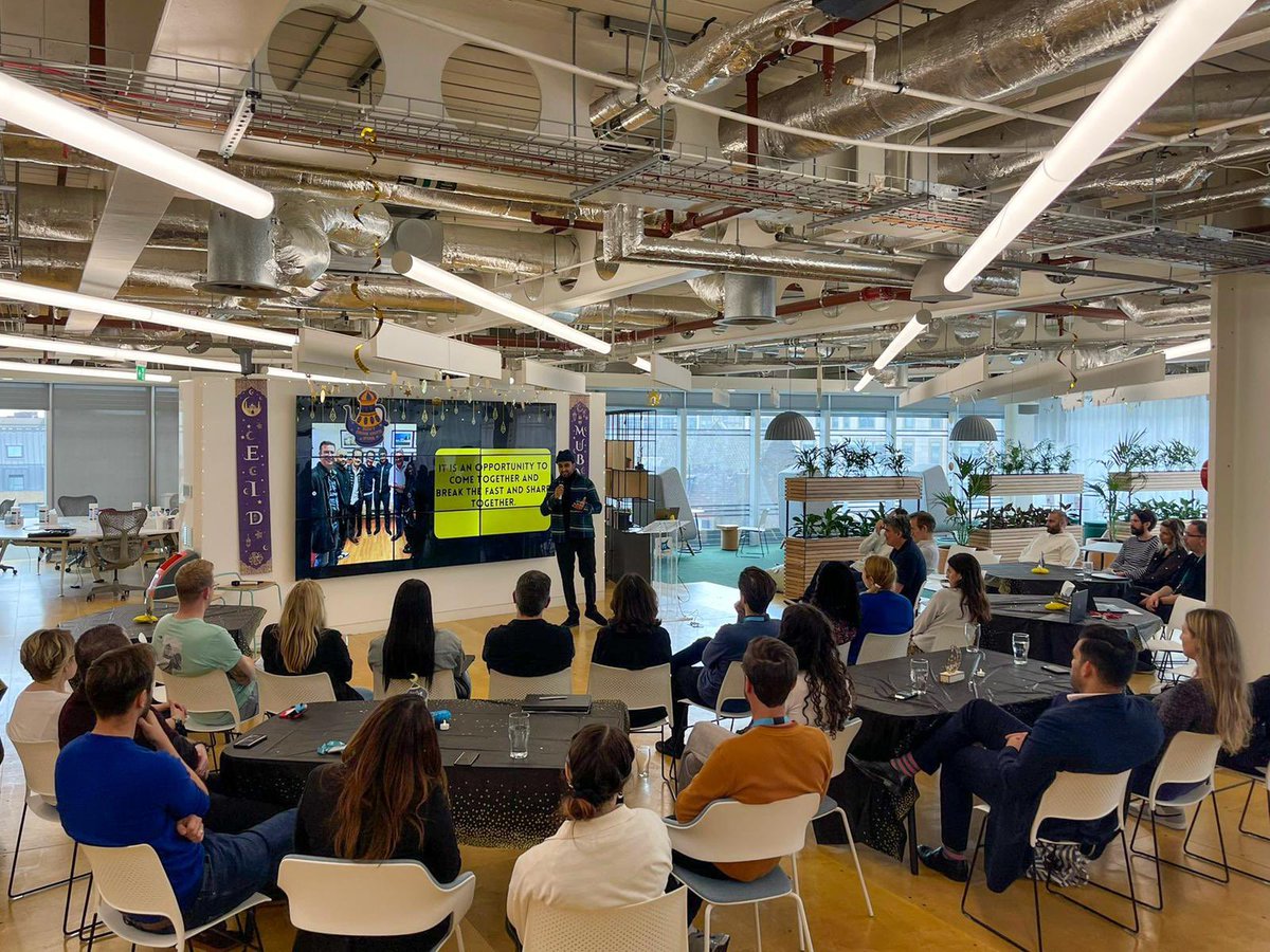 theyoungimam's tweet photo. Alhamdulillah yesterday I had the opportunity to host an event at @UKTV. I talked about Eid and introduced the two great comedians @tezilyas &amp; @fatihaelghorri 

A blessed event with friends, good times and great food! Big thanks to @uktv and can’t wait for the next one! Inshallah https://t.co/rIo4RLLWBU
