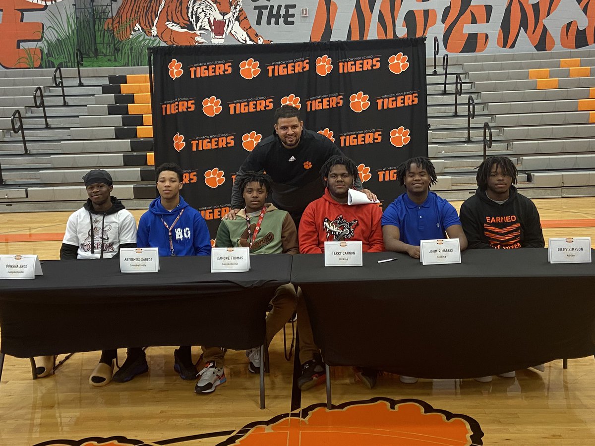 CoachKRJones's tweet photo. Celebrate the success more! THE REASON….12 out of 17 seniors college bound! Three more headed to the military!

#theWITHROWway https://t.co/ZjcbVU0dYf