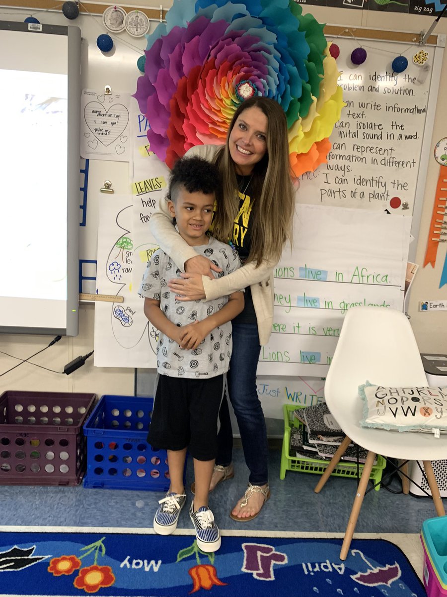 MsPiepenbrok's tweet photo. Thank you to all of my parents for showing me so much love this week. ♥️ #BBOPride @bbowenes  #kinderfun https://t.co/sVdhmcJwHB