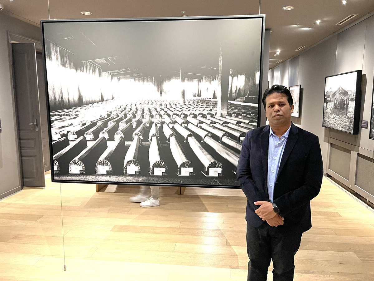 tunkhin80's tweet photo. This week I’m in Sarajevo, visiting an exhibition about Srebrenica #genocide, and learning about the #genocide committed against Bosnian Muslims. 

There are many parallels with the treatment of  #Rohingya. As a global community,we must ensure that no genocide ever happens again. https://t.co/ZfT0Wv6H2U