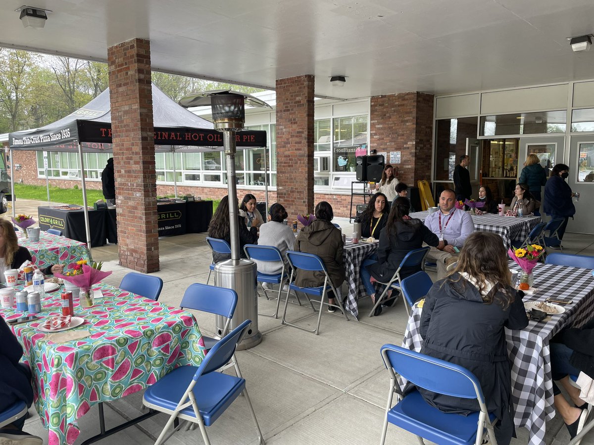 Teacher and staff appreciation at KSS. Thank you <a href="/KSS_PTA/">KSS PTA</a> for sponsoring an amazing lunch.