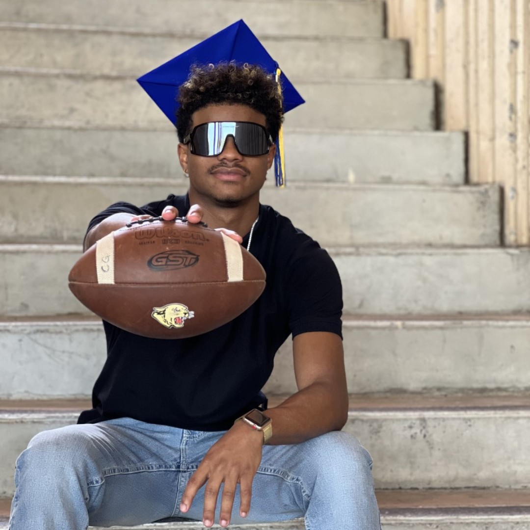 CGUHS_Cougars's tweet photo. I am Demetrius Garrett I will be continuing my football career at the college level and plan to study criminal justice https://t.co/G1Ul2p3r5b