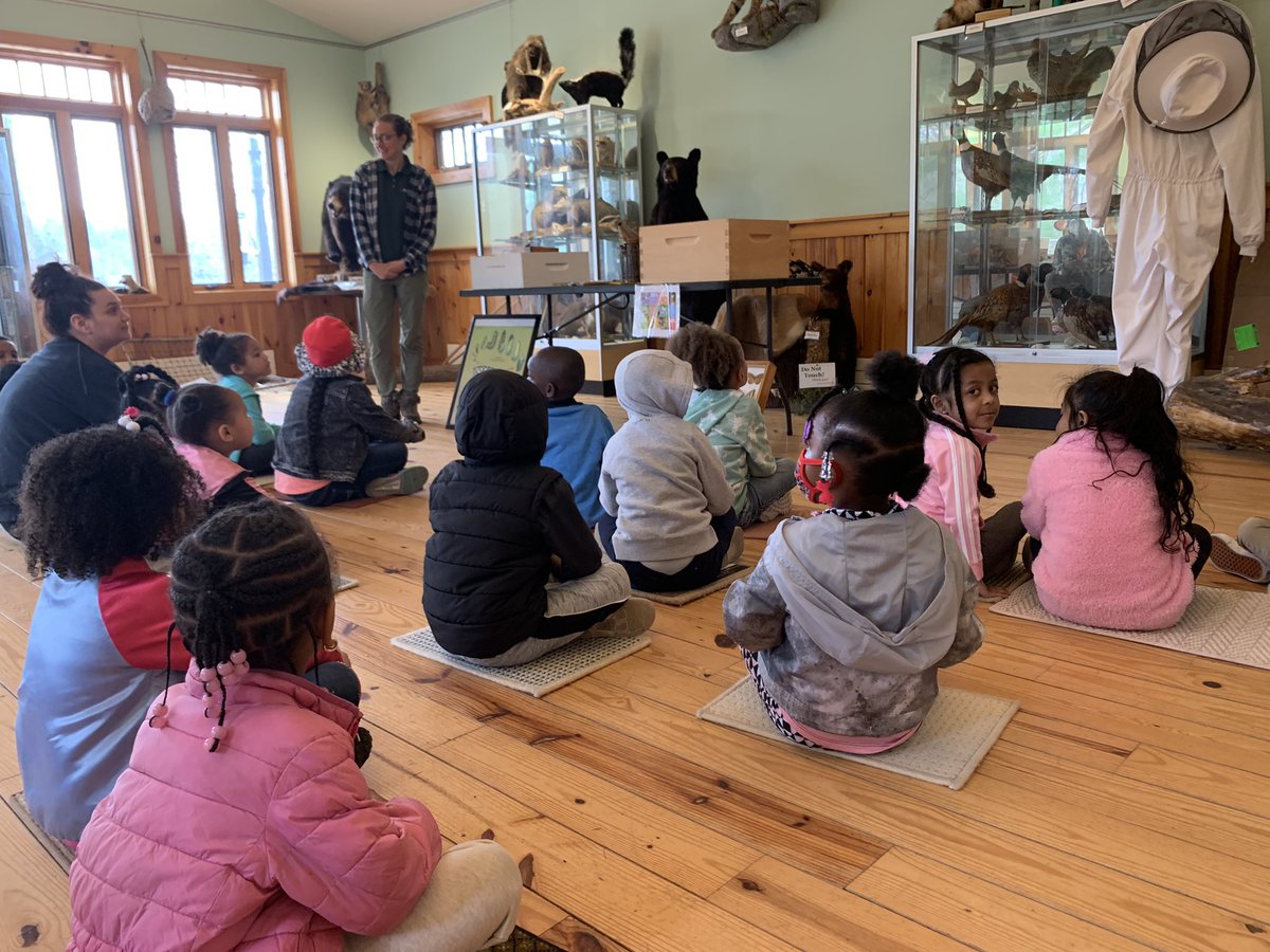 MastrianniPrek's tweet photo. Our first field trip in Pre-K was AMAZING! Trees π², bees π, and lots of fun @MoreauPark #firstbusride #handsonlearning @KeaneElementary https://t.co/wlzX4kk39M