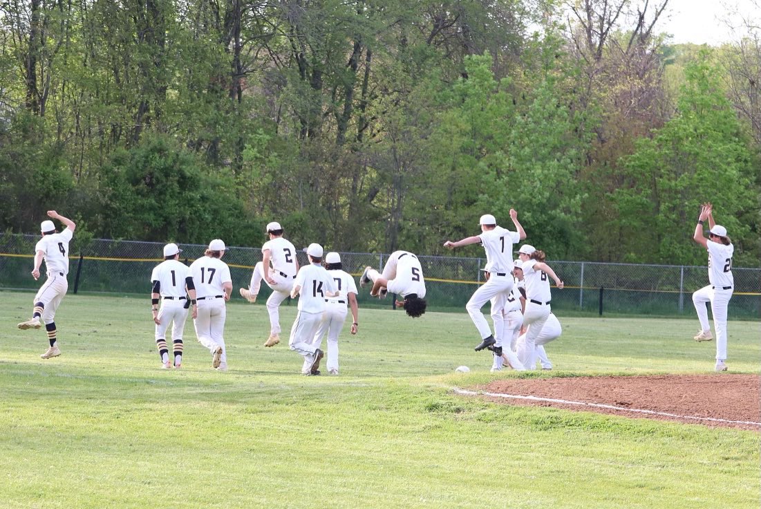 Perry Hall HS Boosters tweet media