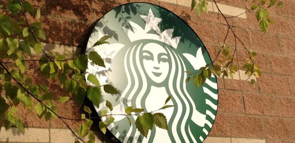 seti_eth's tweet photo. Starbucks Loyalty System Will Soon Include NFTs
Starbucks is set to launch its first NFT series later this year.The company assures that the release will come with a host of unique experiences and benefits,worthy of a genesis NFT collection.
#nft #nfts #NFTCommunity #NFTGiveaway https://t.co/JhB2IokttV