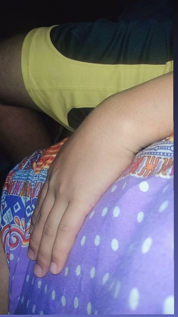 desiamaryn's tweet photo. Harus bgt di usap2 dulu, kalo engga bisa sampe pagi ga tidur.. https://t.co/8xyketL2fQ