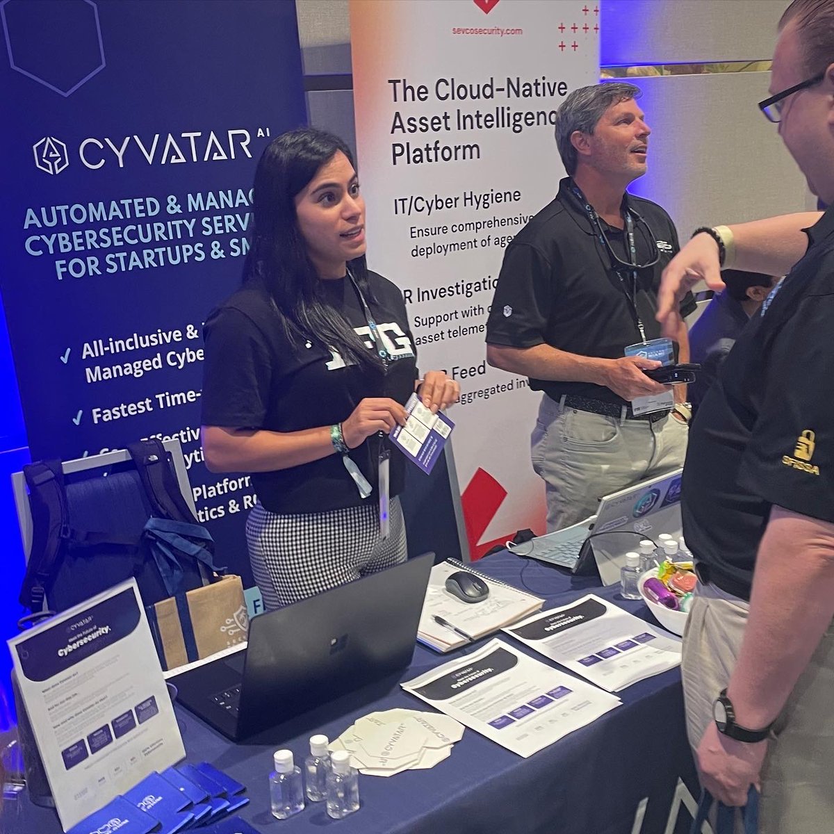cyvatar's tweet photo. 🔒 #securemiami was a success! Our co-founder @MrCraigGoodwin spoke on a fascinating panel about Blockchain, Metaverse, and IoT, &amp; the booth was bustling with people intrigued about our forward-thinking cybersecurity solutions. Happy Cinco de Mayo &amp; see ya next year, Miami!🌴 https://t.co/DMiCSfoOPC