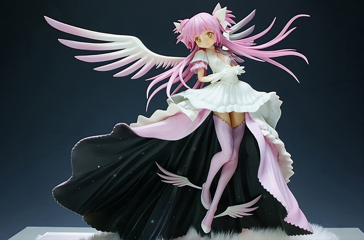 🌸 pink figures tweet media