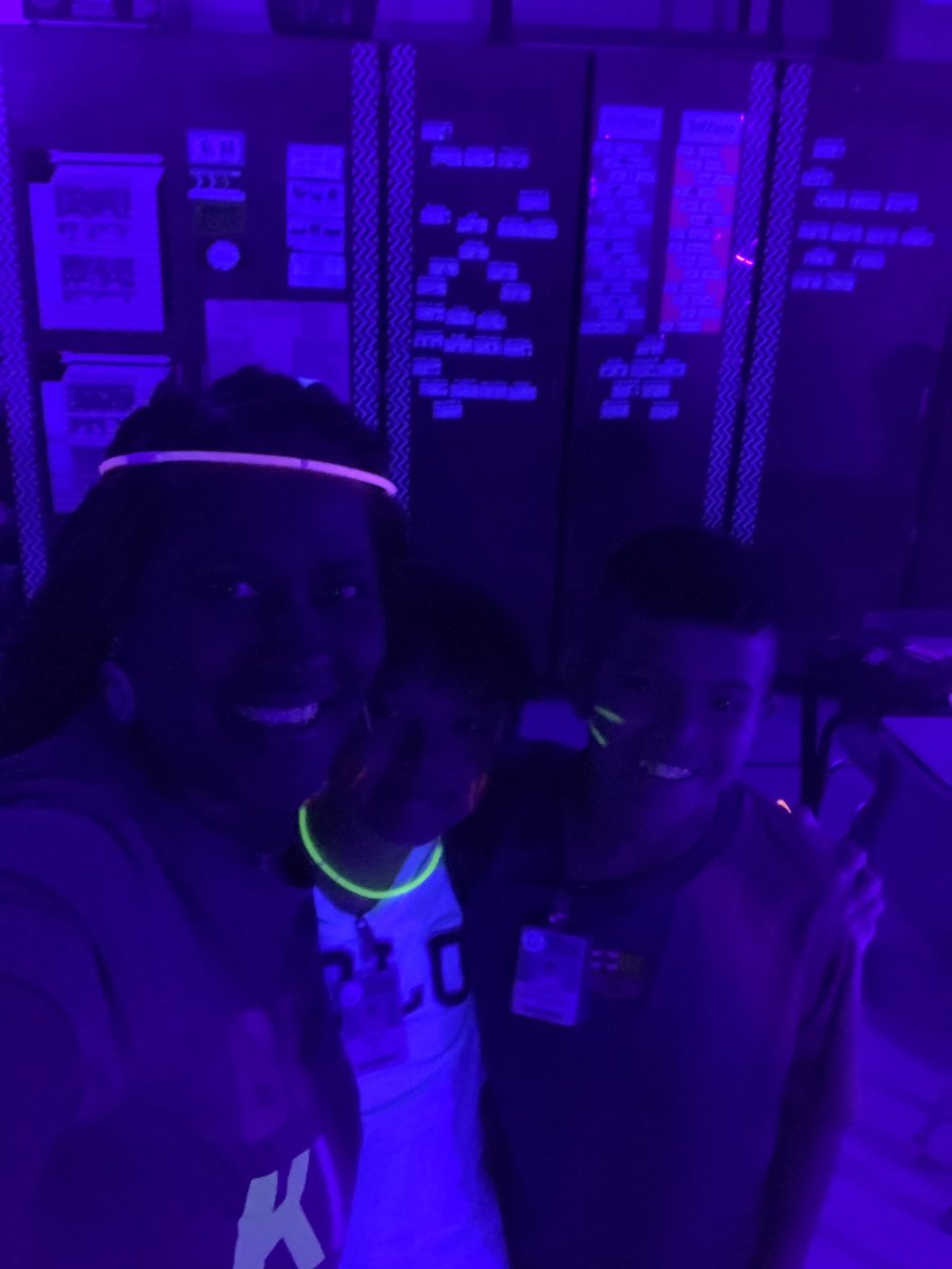 mskizjackson's tweet photo. My students @LauraBush_Elem are still preparing for #STAAR and having fun while staying engaged and wearing #neon #learningalldayeveryday @MaicherNely @AlanizYagaira https://t.co/LftwmnZtUS