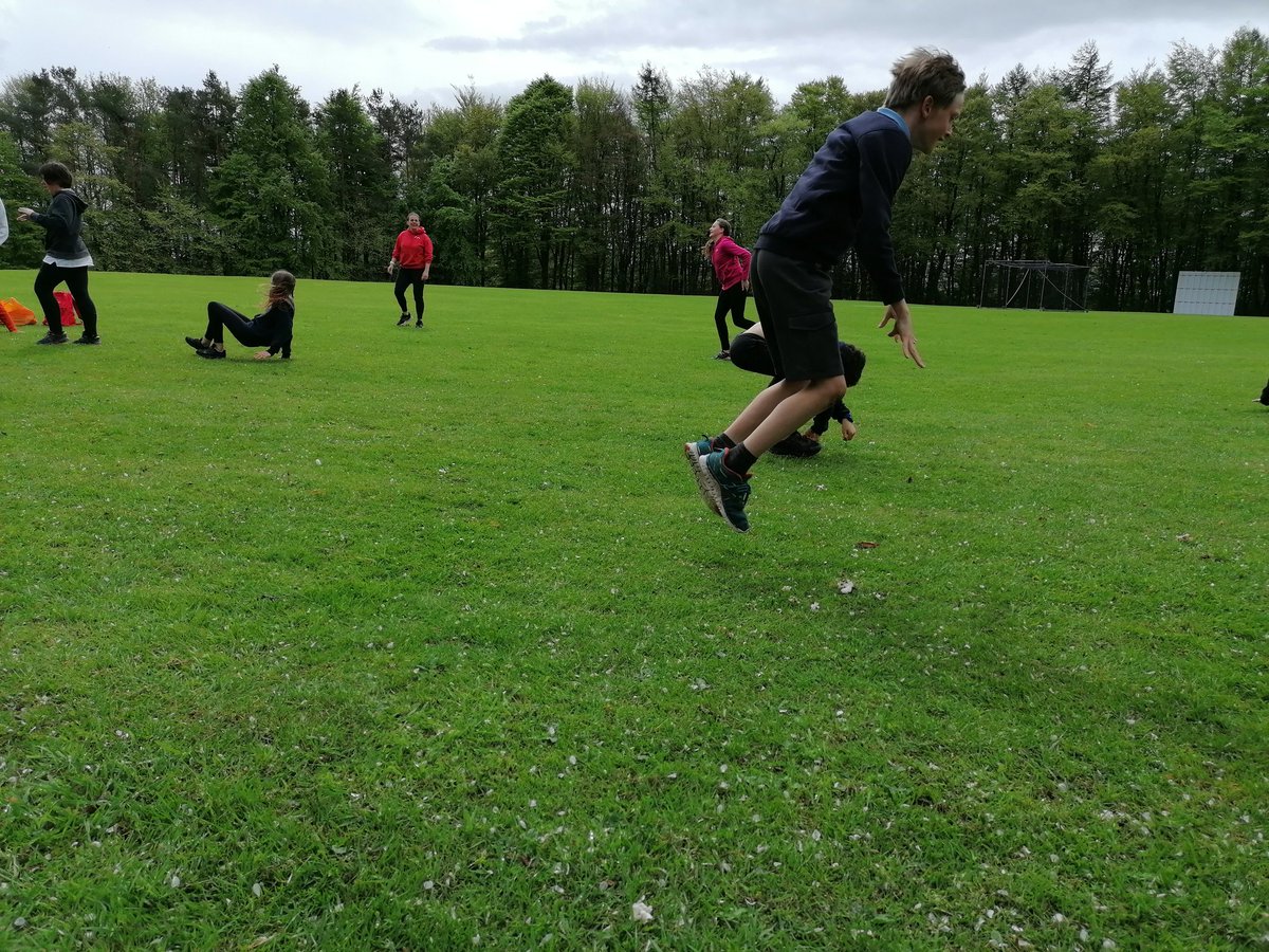 DounePS's tweet photo. Excellent P6&amp;7 running and fitness club session this lunchtime, intervals were the focus of the run and dynamic animal movement for strength training. Cotton Eyed Joe plank and bunny hops to finish off! Improvement continues, Thank you @KJ_Croxton! https://t.co/ivLBYAnVhQ