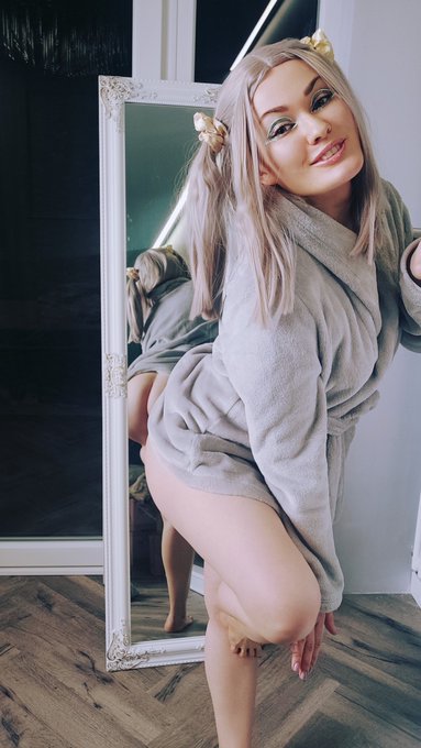 Gentle, daring, caring, cozy, cheerful, sexy, naive... it's all about me💕 add to the list❤️❤️  @BabePlanet<a href="/tag/girl"class="tags"><span>#girl</span></a><a href="/tag/mood"class="tags"><span>#mood</span></a><a href="/tag/adult"class="tags"><span>#adult</span></a><a href="/tag/petite"class="tags"><span>#petite</span></a><a href="/tag/onlyfans"class="tags"><span>#onlyfans</span></a><a href="/tag/fansly"class="tags"><span>#fansly</span></a>