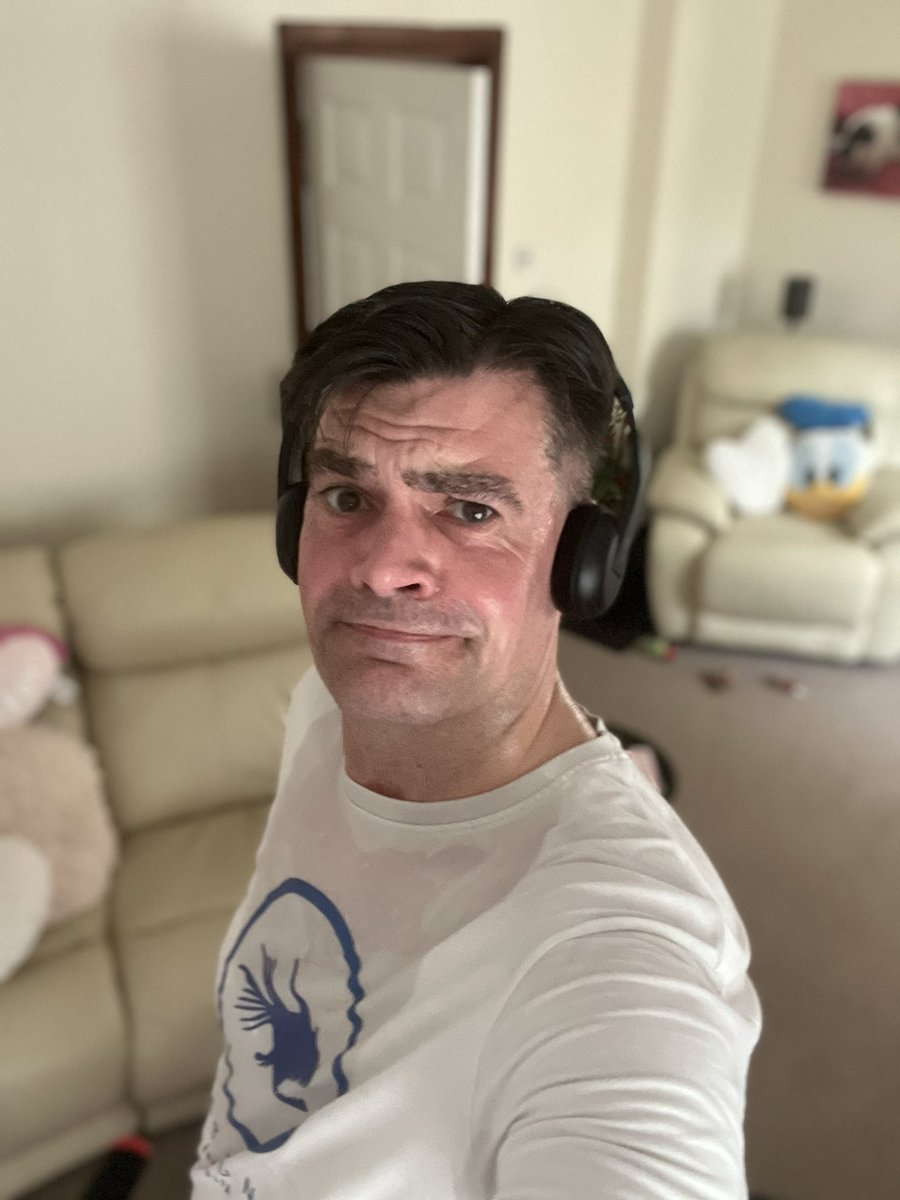 AnthonyIsaacs's tweet photo. Well @DrPoo @mslucylightfoot โฆ.. 5k / 27:18 THAT. WAS. TOUGH! #treadmill #exercise #notaprettysight https://t.co/KJDY1P4uI3