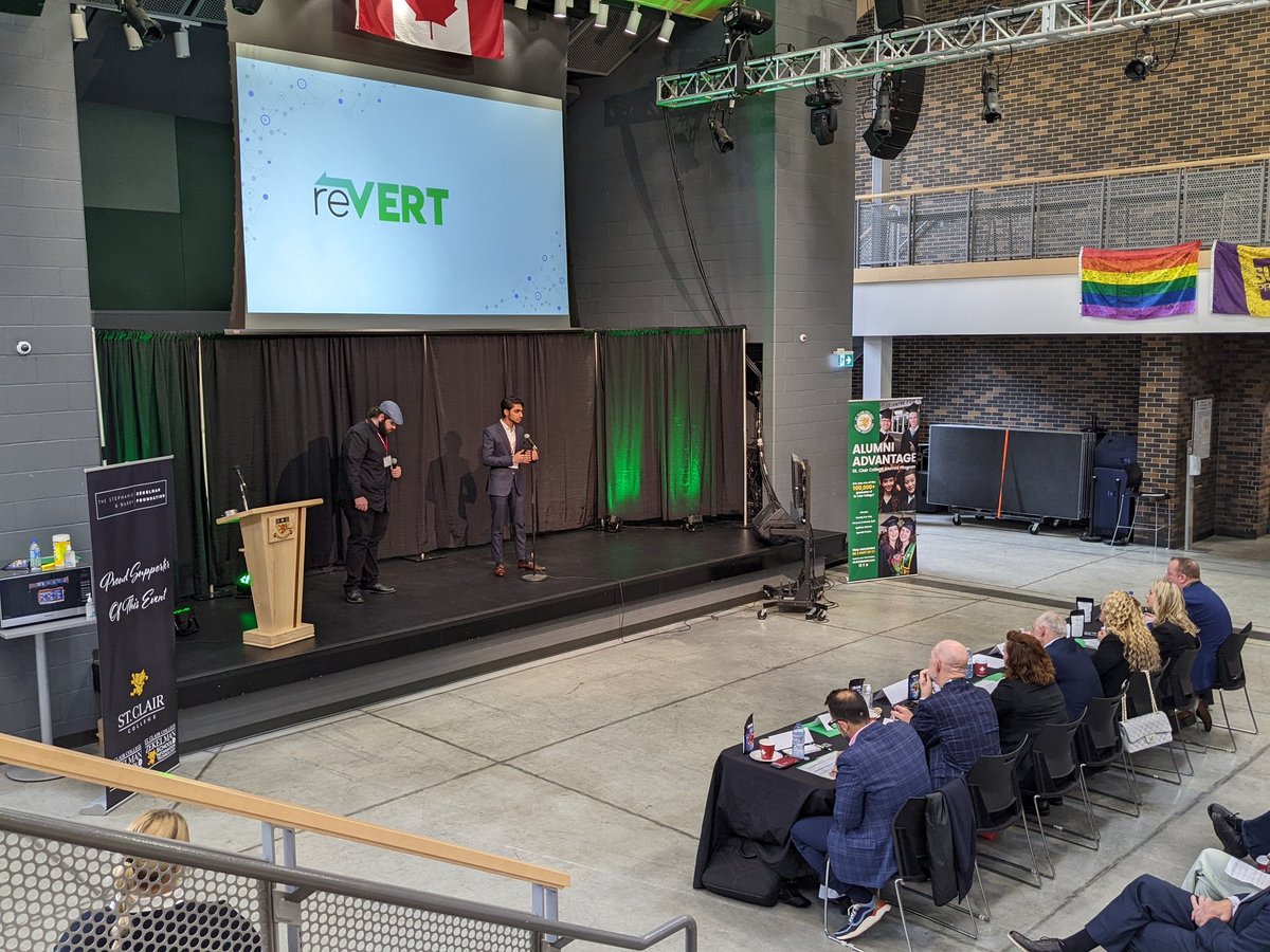 stclairrobotics's tweet photo. It's Ford Innovation Showcase day at @StClairCollege  @StClairResearch .

Sahran and partner from mobile apps Dylan presenting on their recycling sorting project. https://t.co/JBhzfLj9nt