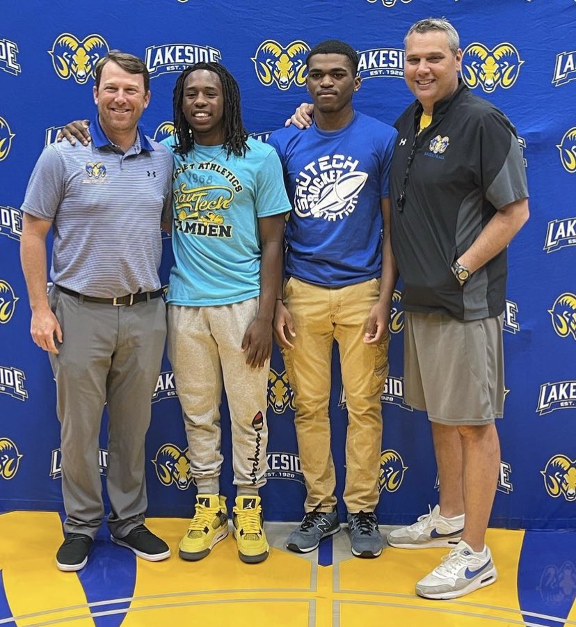 LakesideHoops's tweet photo. So happy for @TaevonJohnson5 and @alve0n for signing with @SauTechRockets. Great players but better young men. #weoverme #family https://t.co/YsnkBAxL5B